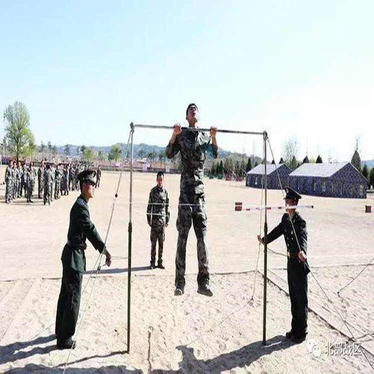 军用双杠的特点